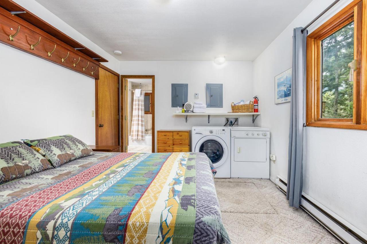 Vail Chalet Girdwood Bagian luar foto