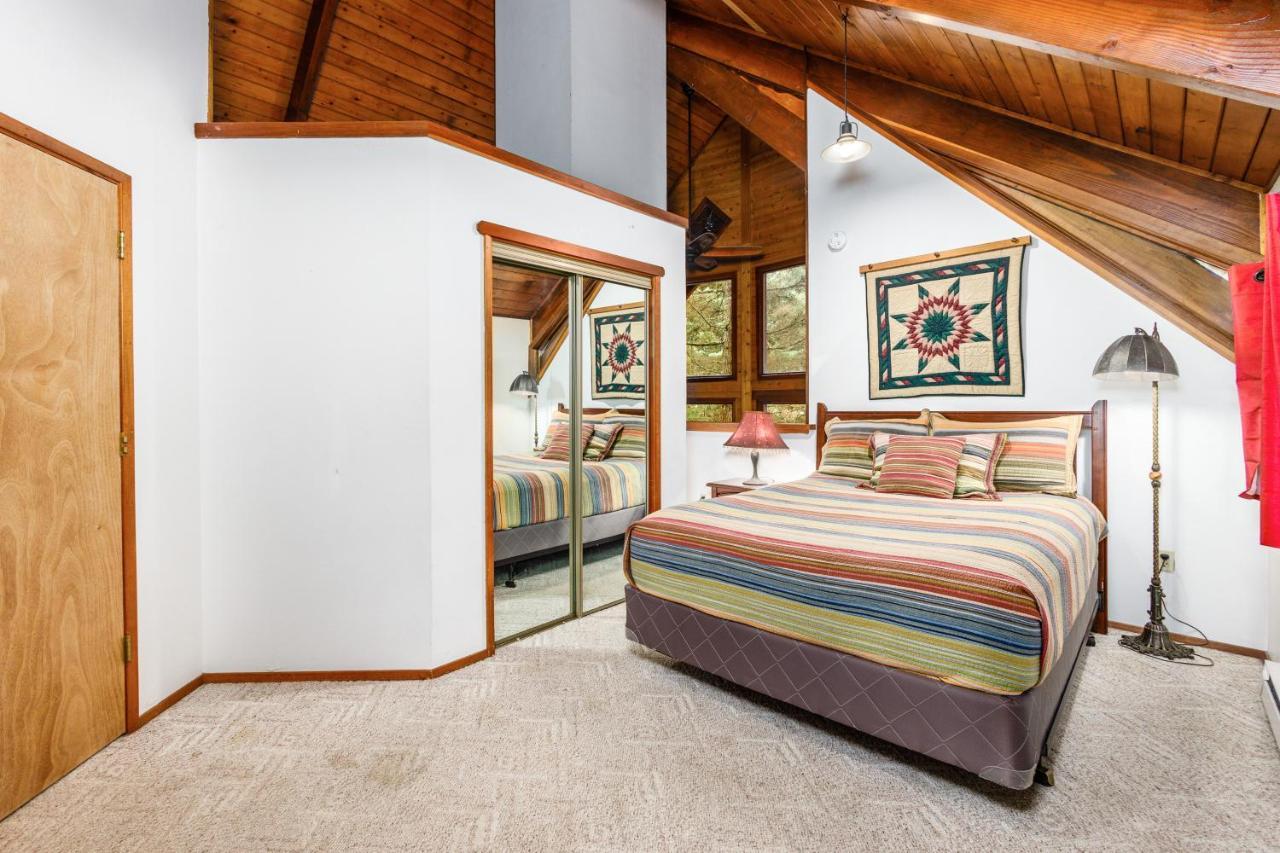Vail Chalet Girdwood Bagian luar foto