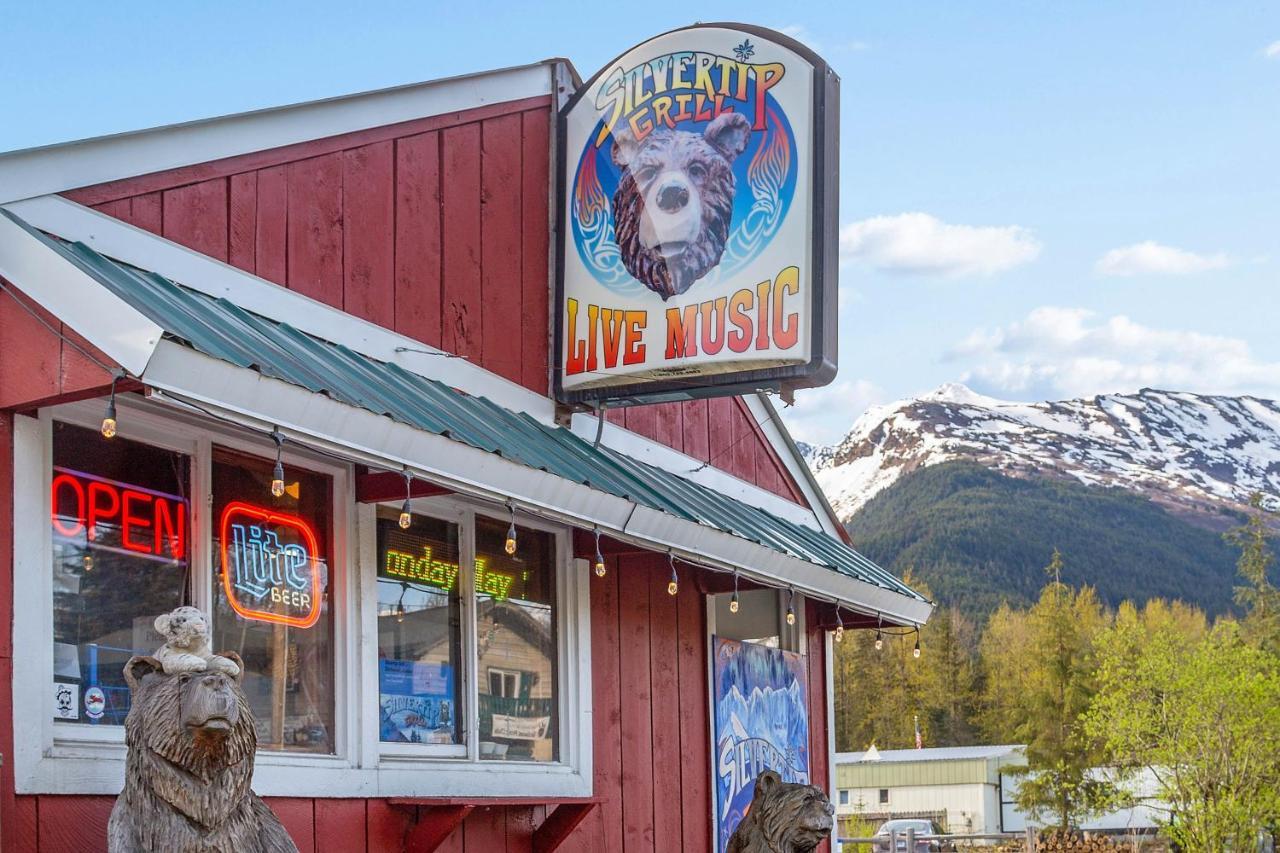 Vail Chalet Girdwood Bagian luar foto